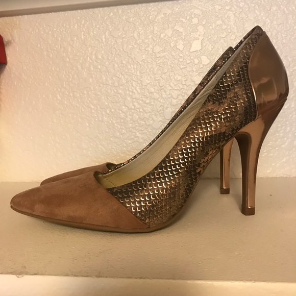 Chinese Laundry Tri-Color Block Pumps - Picture 2 of 3